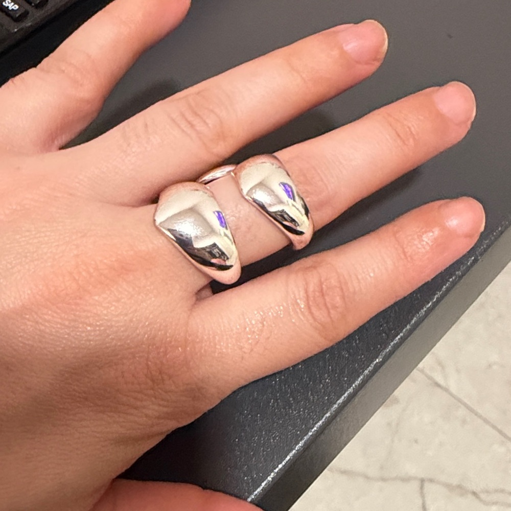 OW collection Australia ring